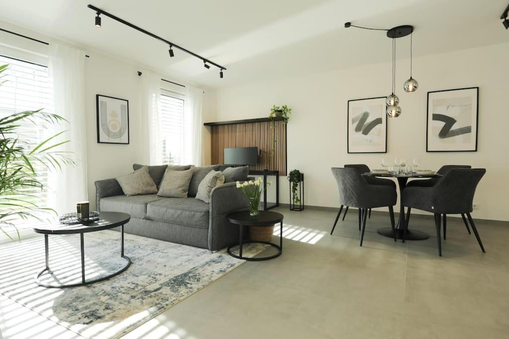 Апартаменты Timetidy III Хоххайм-ам-Майн Экстерьер фото