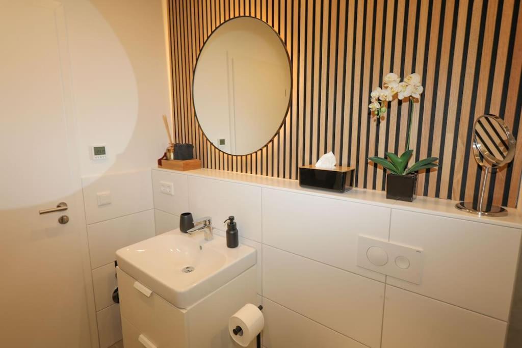 Апартаменты Timetidy III Хоххайм-ам-Майн Экстерьер фото